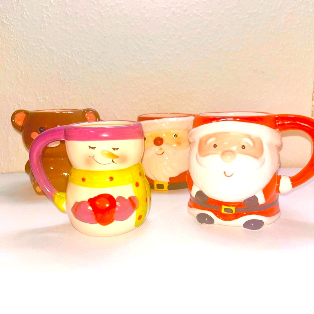 Christmas Holiday figurine mug / candle diy set. Rare perfect for the holidays🎄